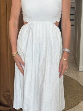 Lucy Paris White Sleeveless Cutout Midi Dress with Gathered Skirt